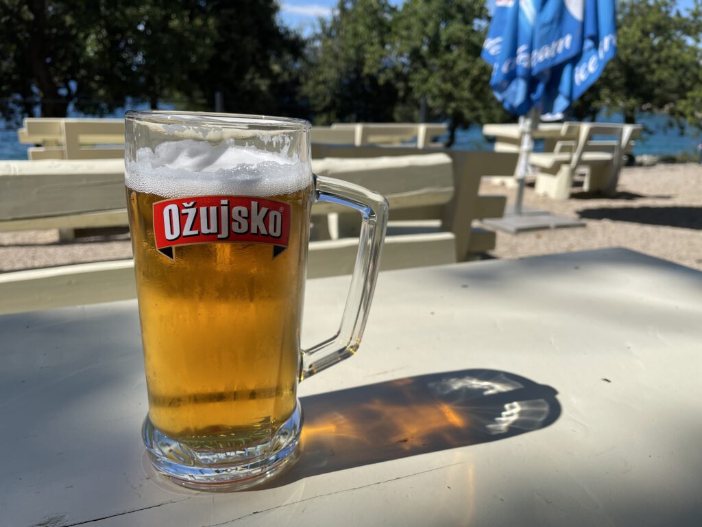Frisch gezapftes Ožujsko